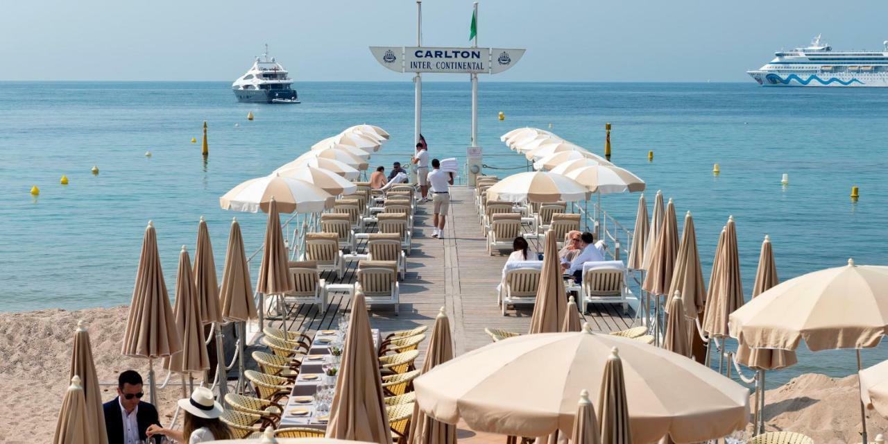 3P Between Croisette Beaches And Antibes Street Cannes Kültér fotó